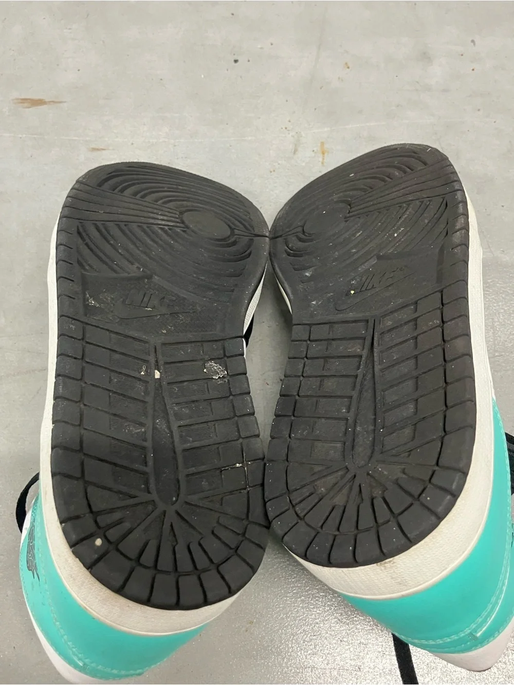 Nike Jordan 1 Mid 